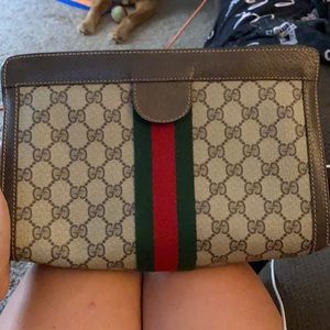 Gucci clutch